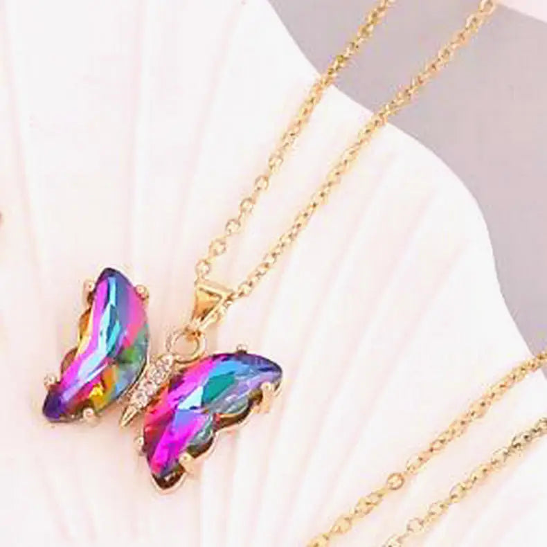 ButterGleam Gradient Pendant ā Gold Y2K-Inspired Bling Choker Necklace