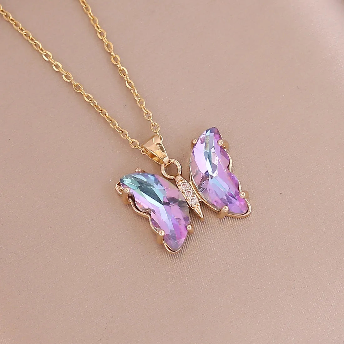 ButterGleam Gradient Pendant ā Gold Y2K-Inspired Bling Choker Necklace