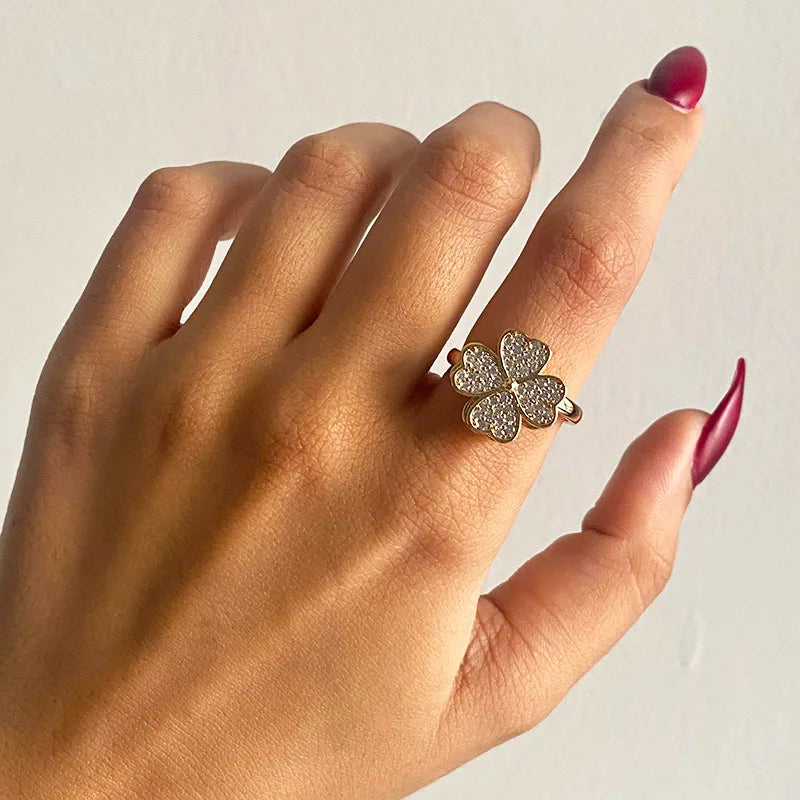 "TwirlCharm Clover Spinner Ring – Anti-Stress Steel Fidget Jewelry with Zircon Sparkle"